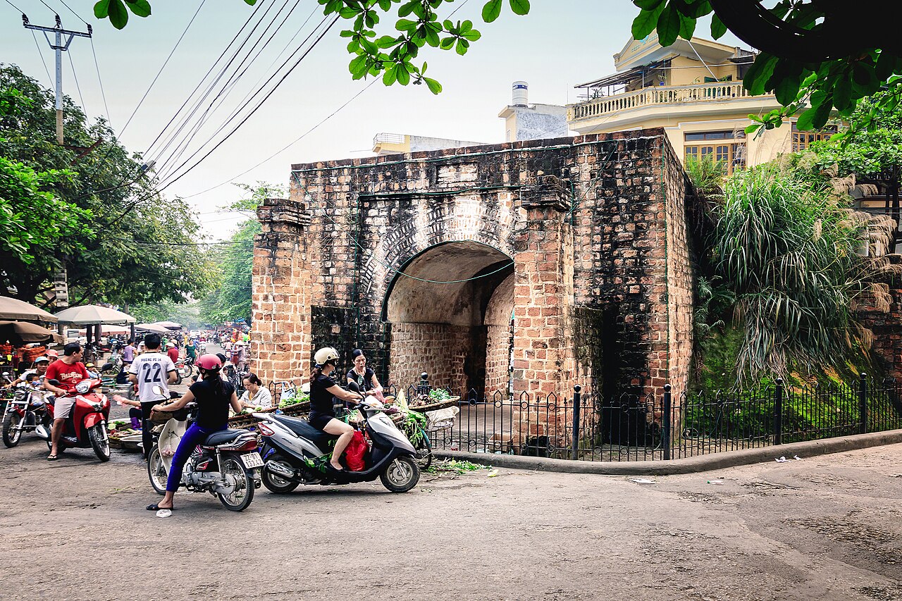 Thành Tuyên Quang: nhìn dấu tích cũ giữa nhịp phố hôm nay